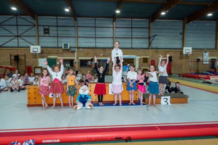 Remise médailles fête de la gym 2024 