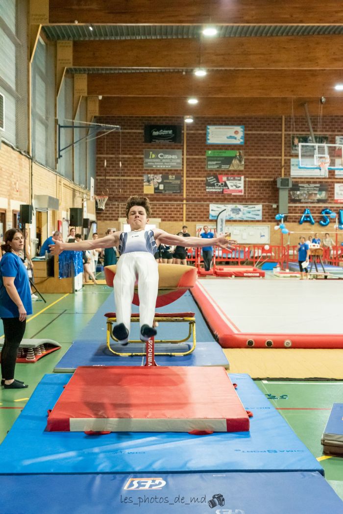 Evolution au saut fête de la gym 