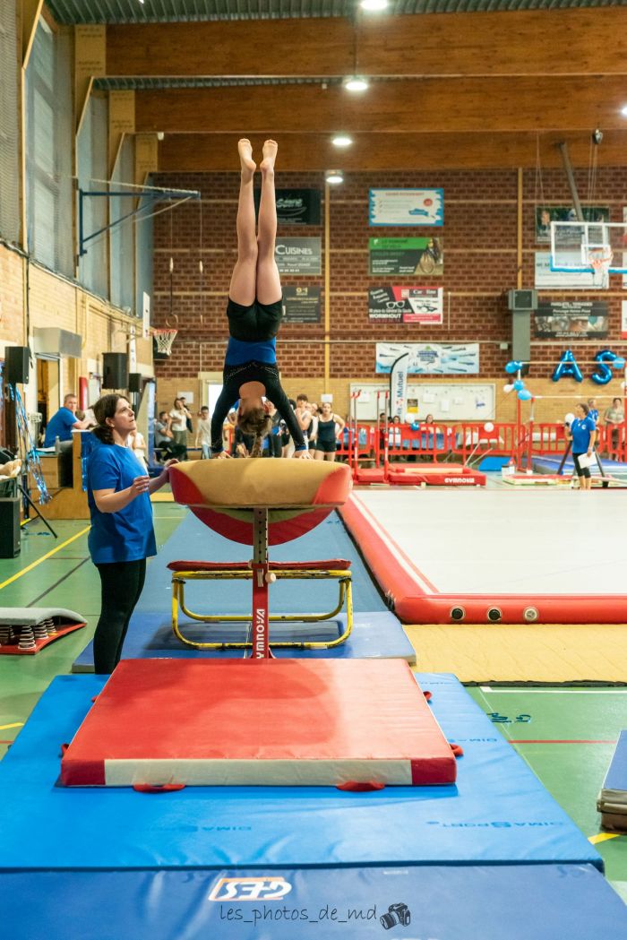 Evolution au saut fête de la gym