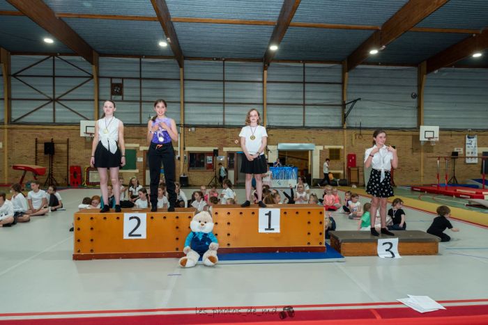 Remise médailles fête de la gym 2024 